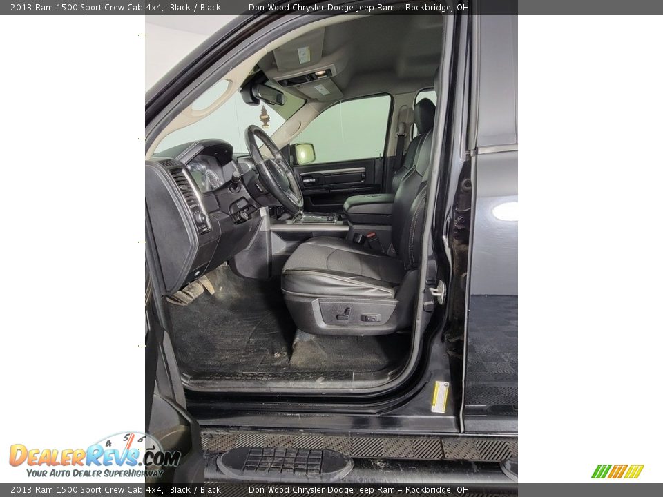 2013 Ram 1500 Sport Crew Cab 4x4 Black / Black Photo #14