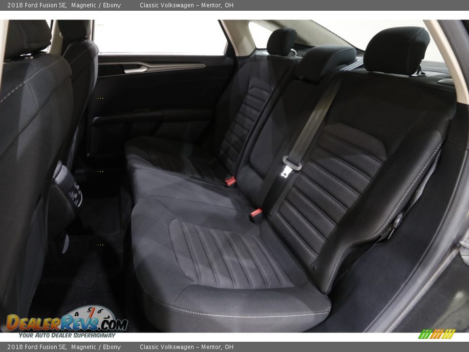 2018 Ford Fusion SE Magnetic / Ebony Photo #13