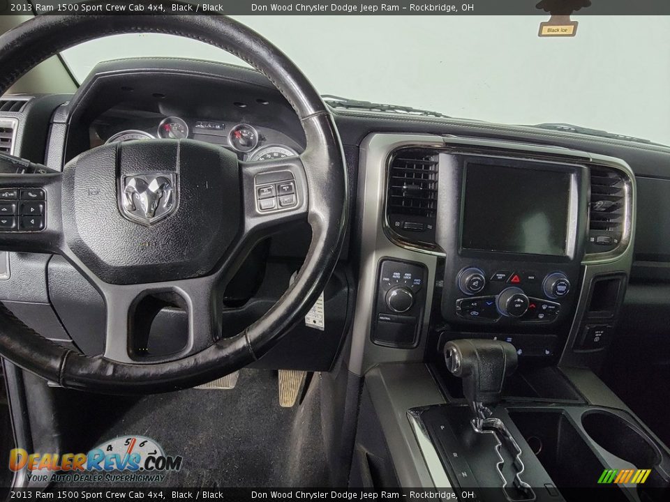 2013 Ram 1500 Sport Crew Cab 4x4 Black / Black Photo #16