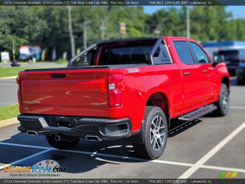 2019 Chevrolet Silverado 1500 Custom Z71 Trail Boss Crew Cab 4WD Red Hot / Jet Black Photo #3