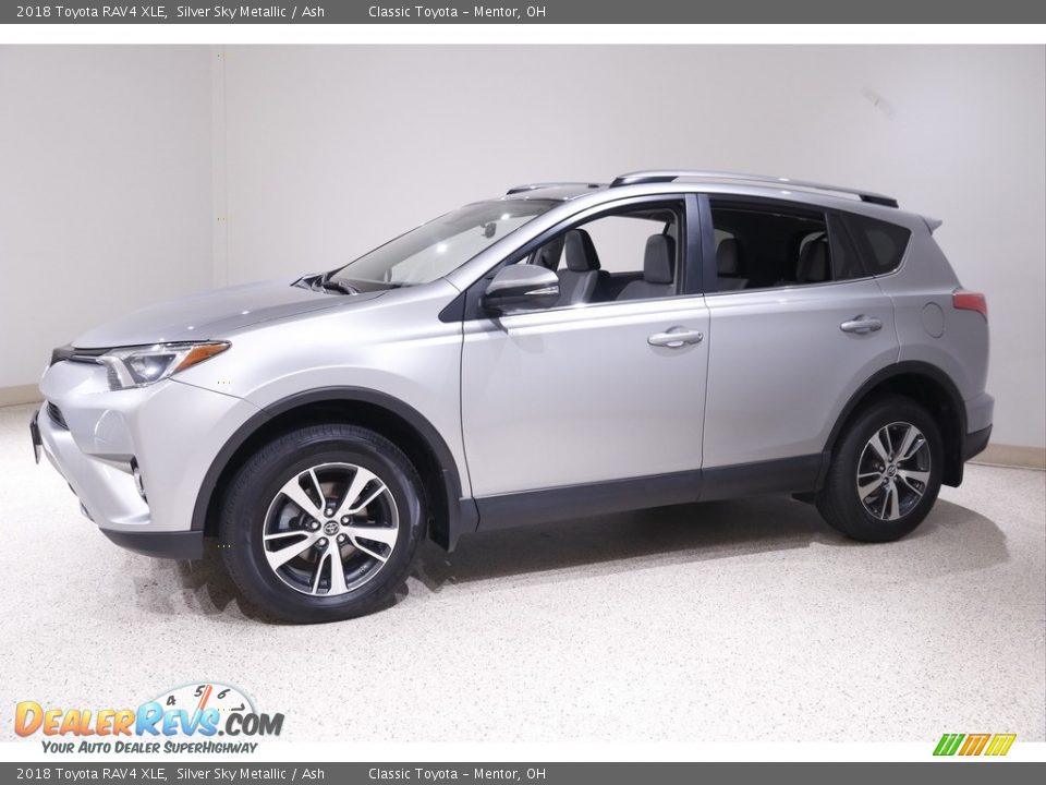 2018 Toyota RAV4 XLE Silver Sky Metallic / Ash Photo #3