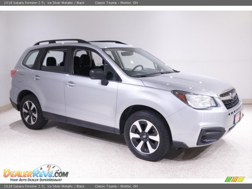 2018 Subaru Forester 2.5i Ice Silver Metallic / Black Photo #1
