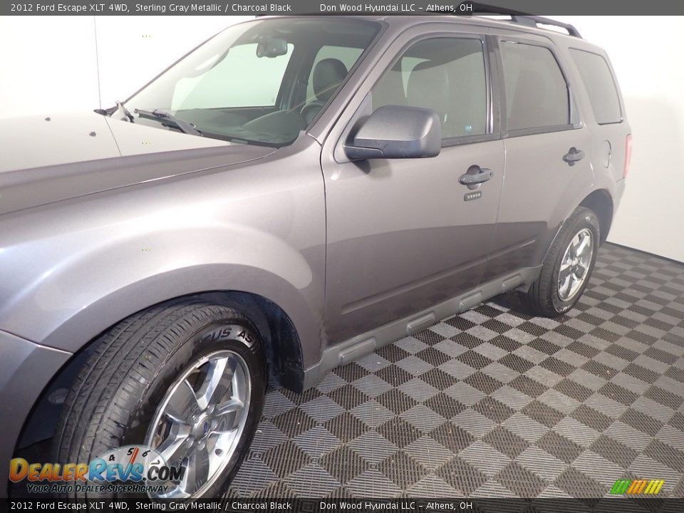 2012 Ford Escape XLT 4WD Sterling Gray Metallic / Charcoal Black Photo #10