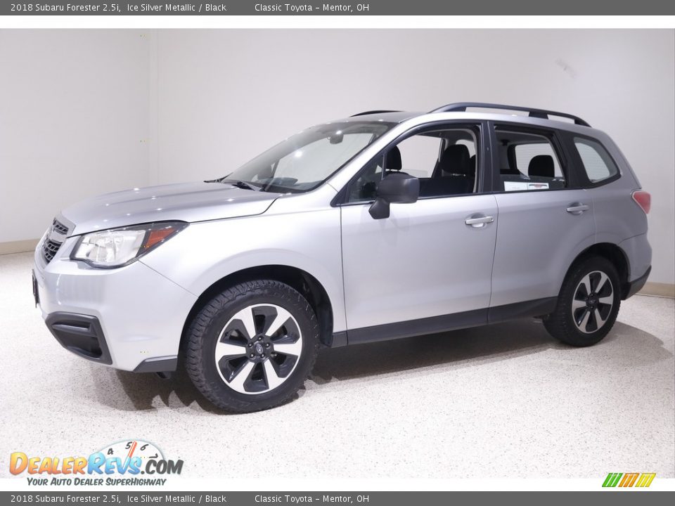 2018 Subaru Forester 2.5i Ice Silver Metallic / Black Photo #3