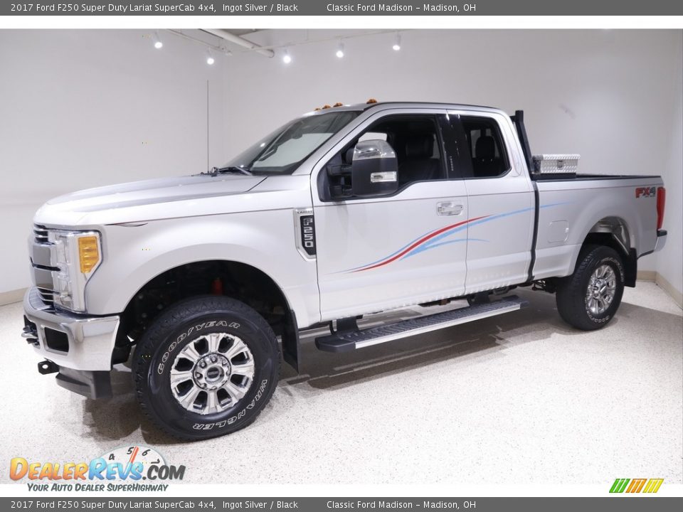 2017 Ford F250 Super Duty Lariat SuperCab 4x4 Ingot Silver / Black Photo #4