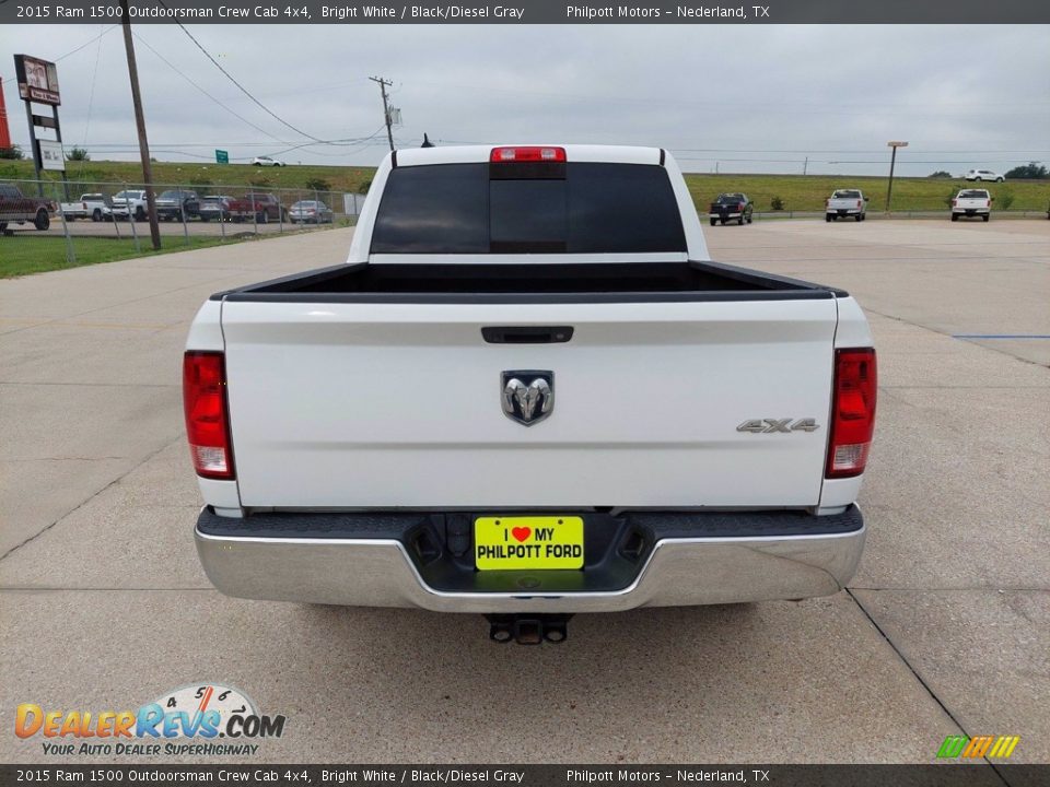 2015 Ram 1500 Outdoorsman Crew Cab 4x4 Bright White / Black/Diesel Gray Photo #21