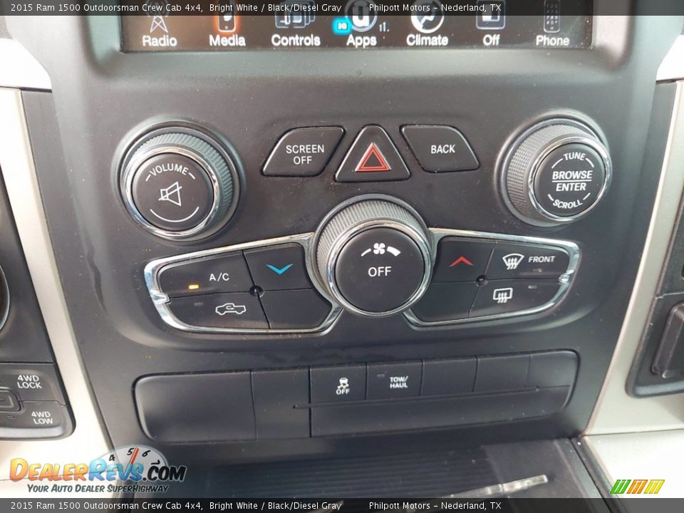 Controls of 2015 Ram 1500 Outdoorsman Crew Cab 4x4 Photo #22