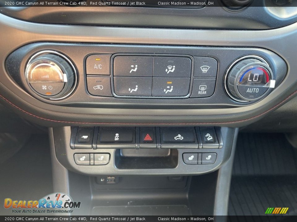 Controls of 2020 GMC Canyon All Terrain Crew Cab 4WD Photo #14