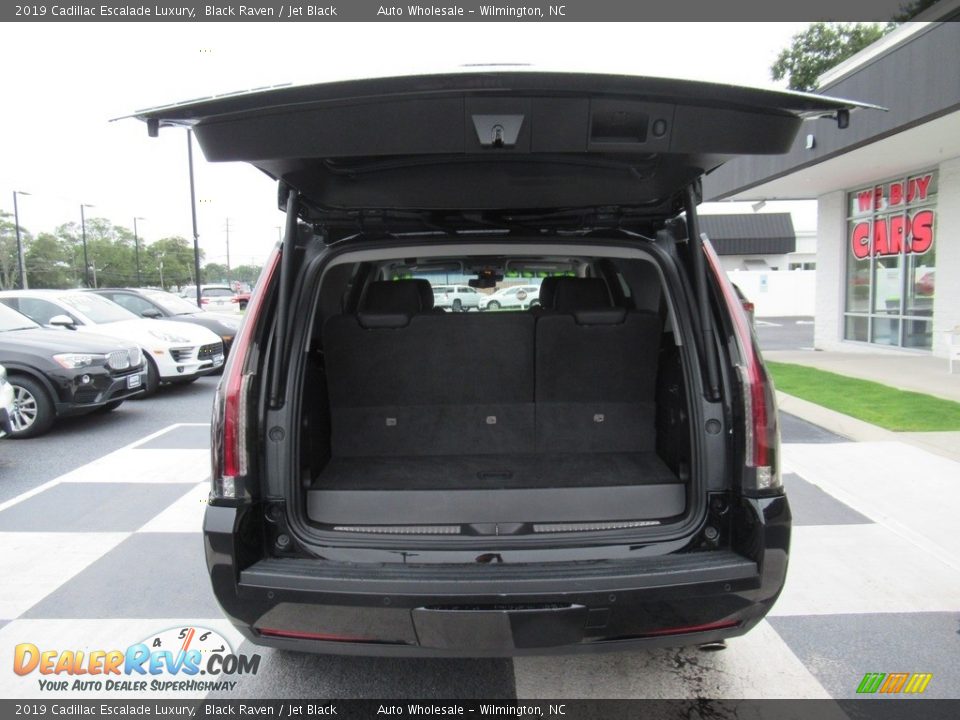 2019 Cadillac Escalade Luxury Black Raven / Jet Black Photo #5