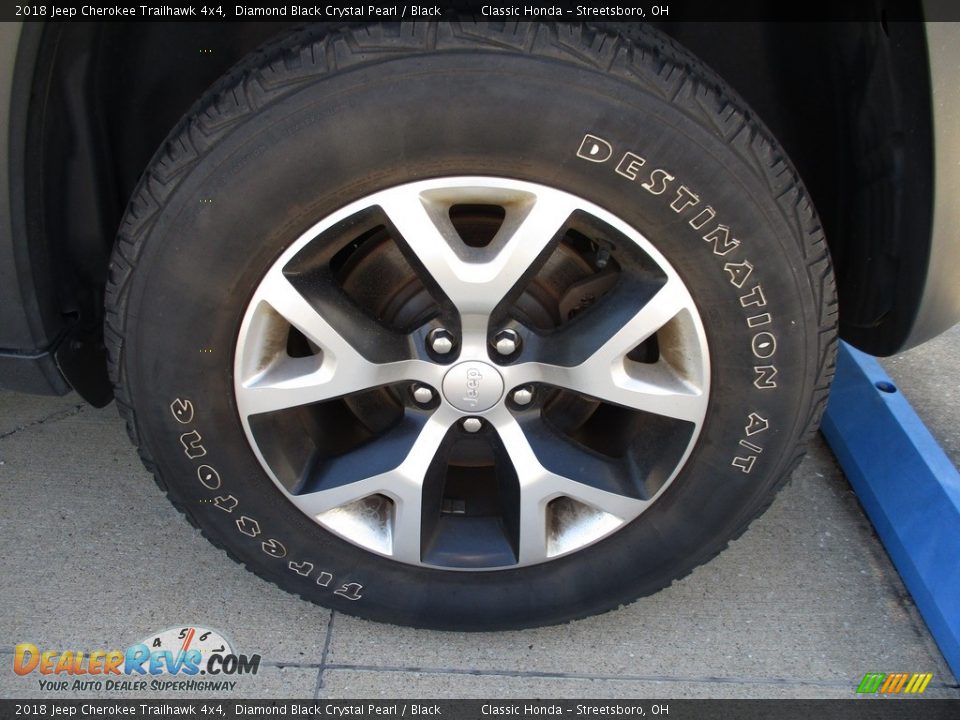 2018 Jeep Cherokee Trailhawk 4x4 Diamond Black Crystal Pearl / Black Photo #12