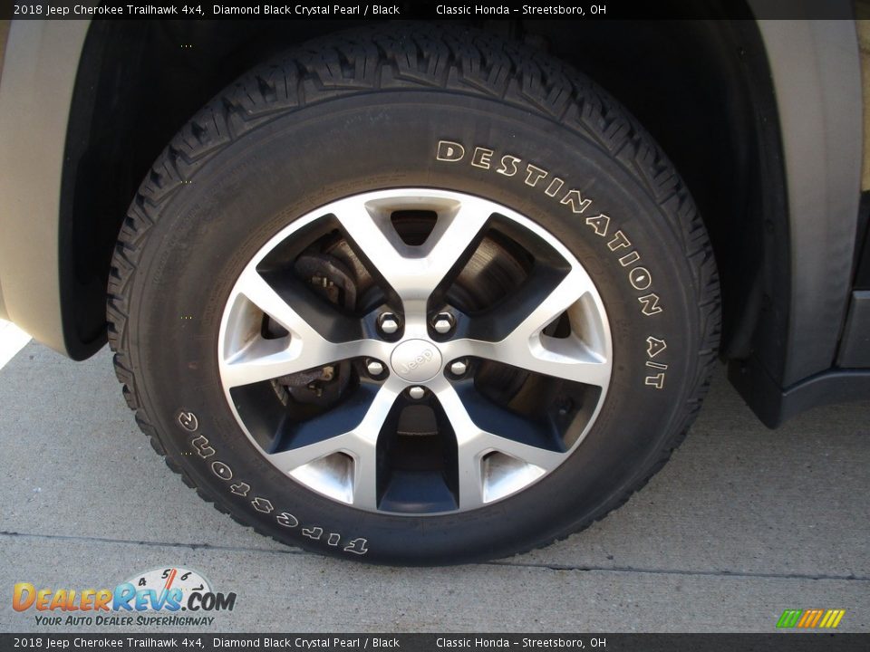 2018 Jeep Cherokee Trailhawk 4x4 Diamond Black Crystal Pearl / Black Photo #13