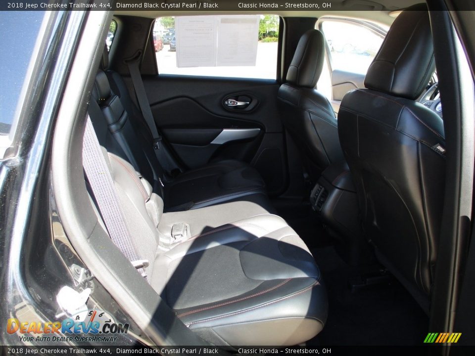 2018 Jeep Cherokee Trailhawk 4x4 Diamond Black Crystal Pearl / Black Photo #20