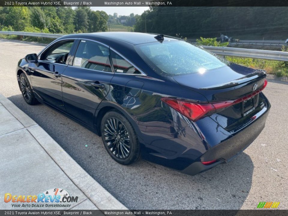 2021 Toyota Avalon Hybrid XSE Blueprint / Black Photo #2