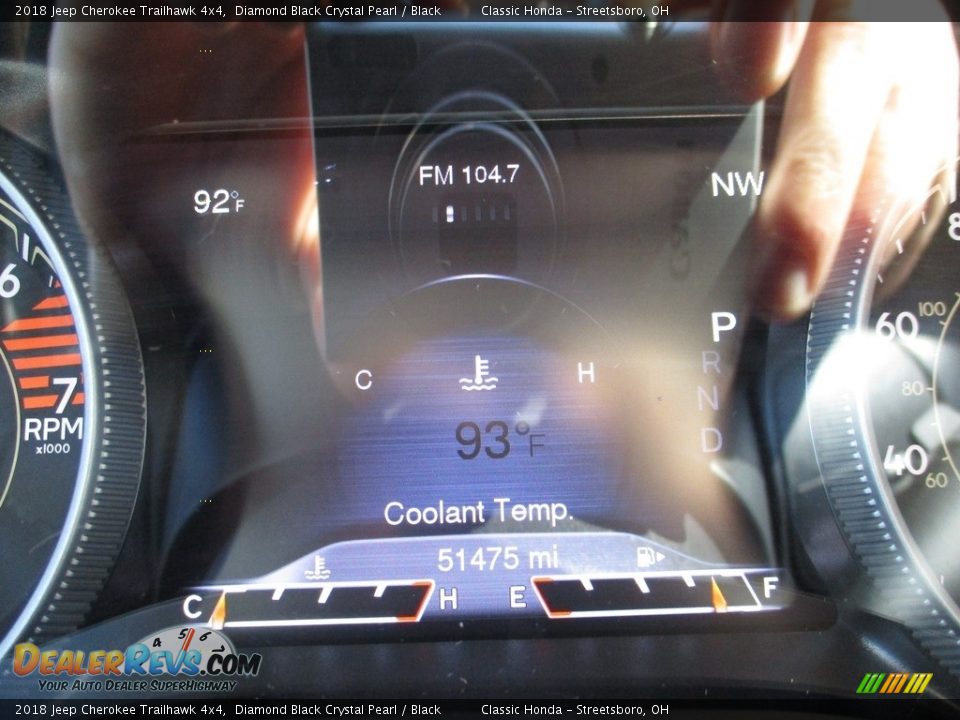 2018 Jeep Cherokee Trailhawk 4x4 Diamond Black Crystal Pearl / Black Photo #31