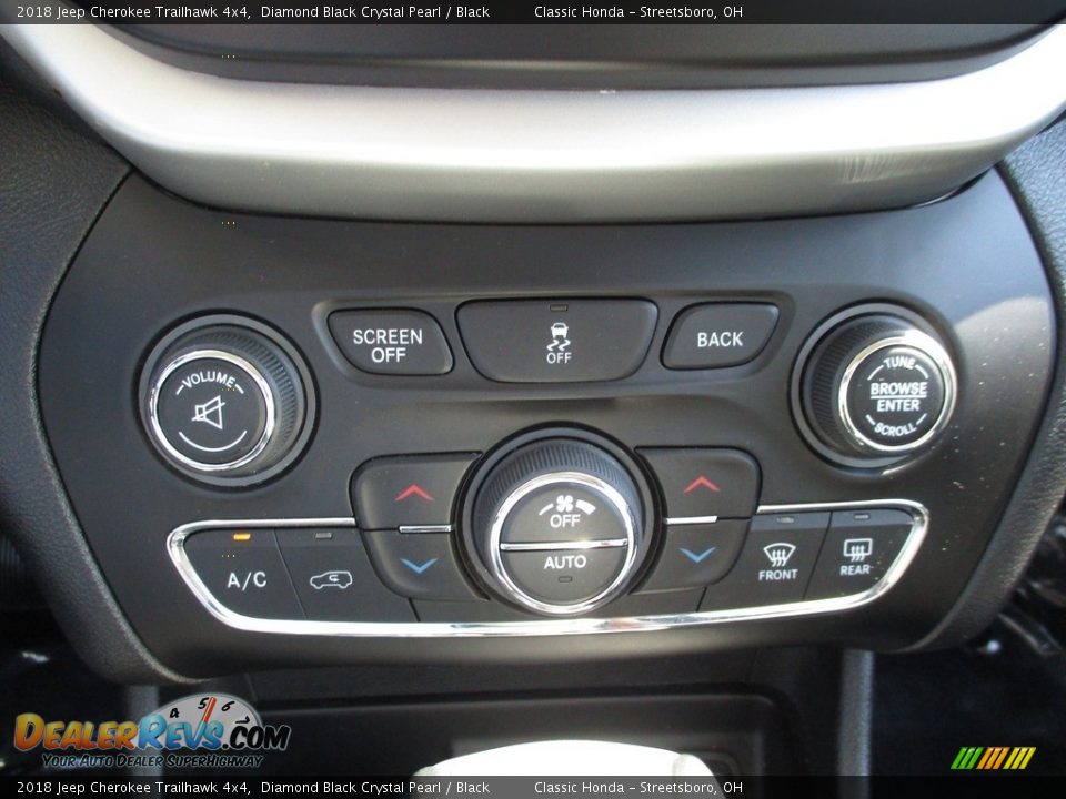 2018 Jeep Cherokee Trailhawk 4x4 Diamond Black Crystal Pearl / Black Photo #34