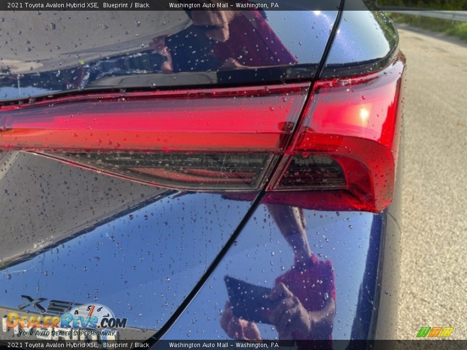 2021 Toyota Avalon Hybrid XSE Blueprint / Black Photo #11