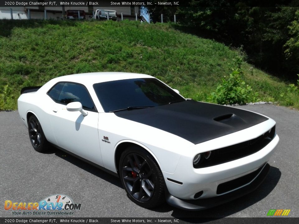 Front 3/4 View of 2020 Dodge Challenger R/T Photo #5