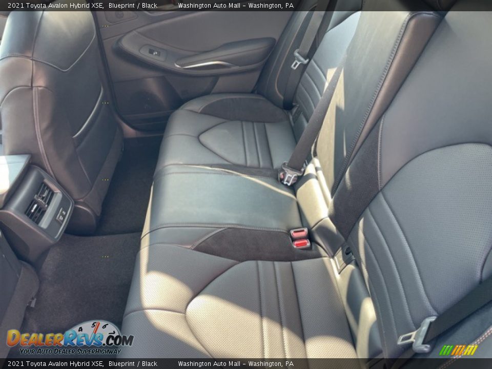 Rear Seat of 2021 Toyota Avalon Hybrid XSE Photo #26