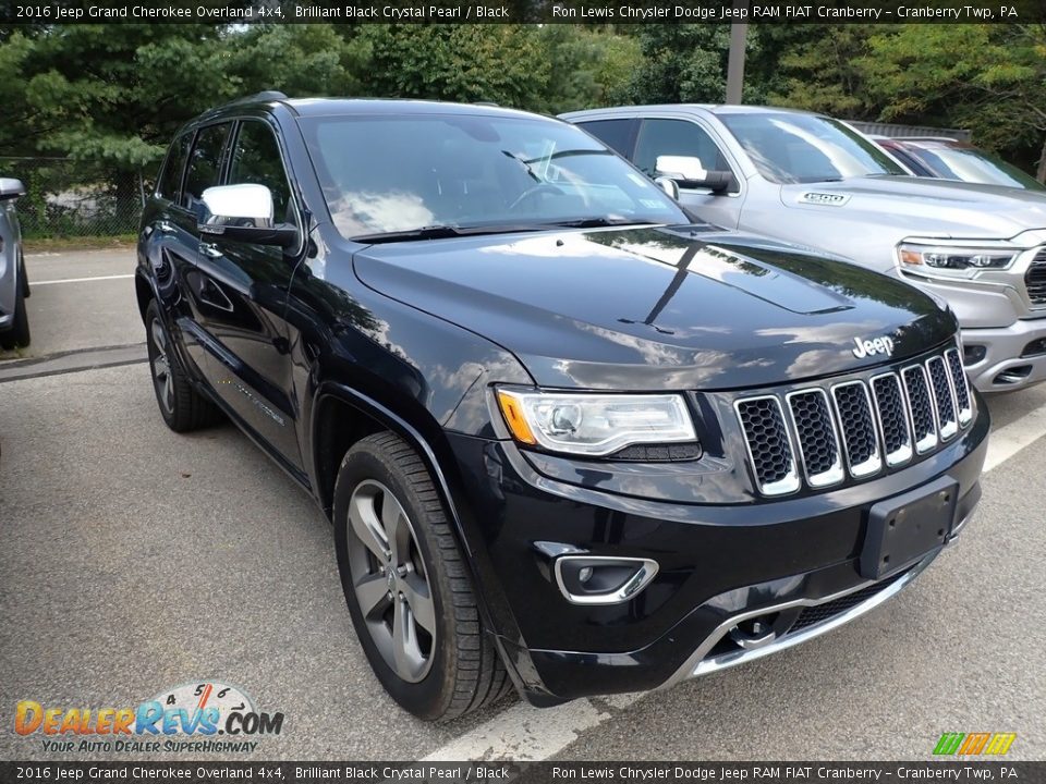 2016 Jeep Grand Cherokee Overland 4x4 Brilliant Black Crystal Pearl / Black Photo #2