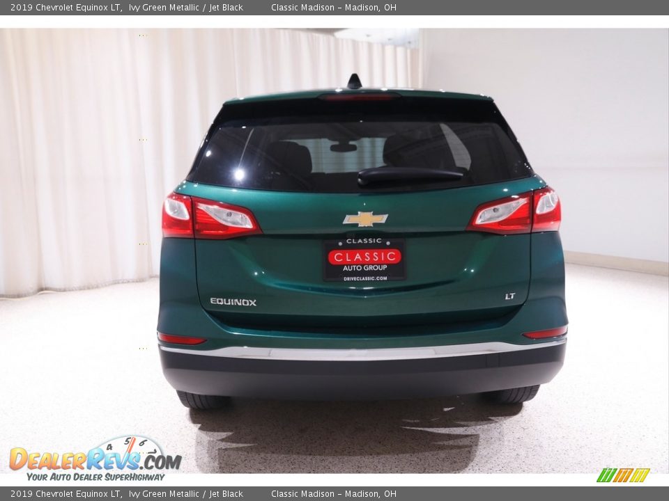 2019 Chevrolet Equinox LT Ivy Green Metallic / Jet Black Photo #16