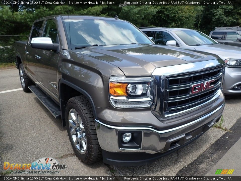 Front 3/4 View of 2014 GMC Sierra 1500 SLT Crew Cab 4x4 Photo #2