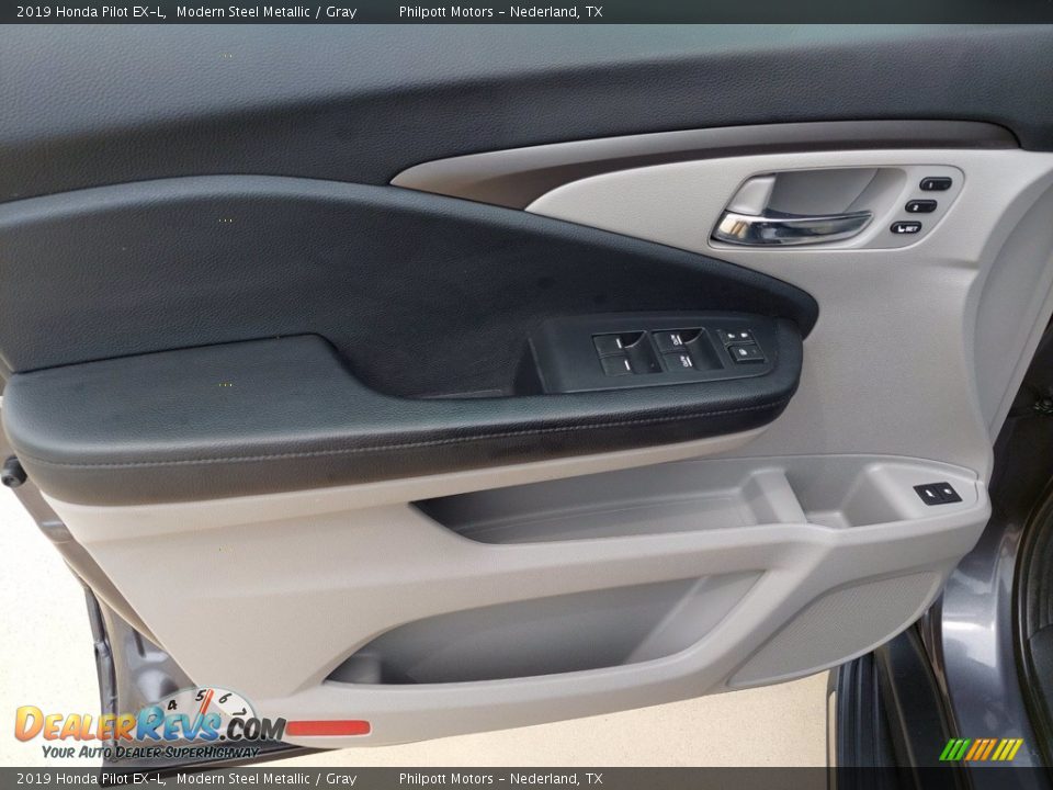 Door Panel of 2019 Honda Pilot EX-L Photo #13