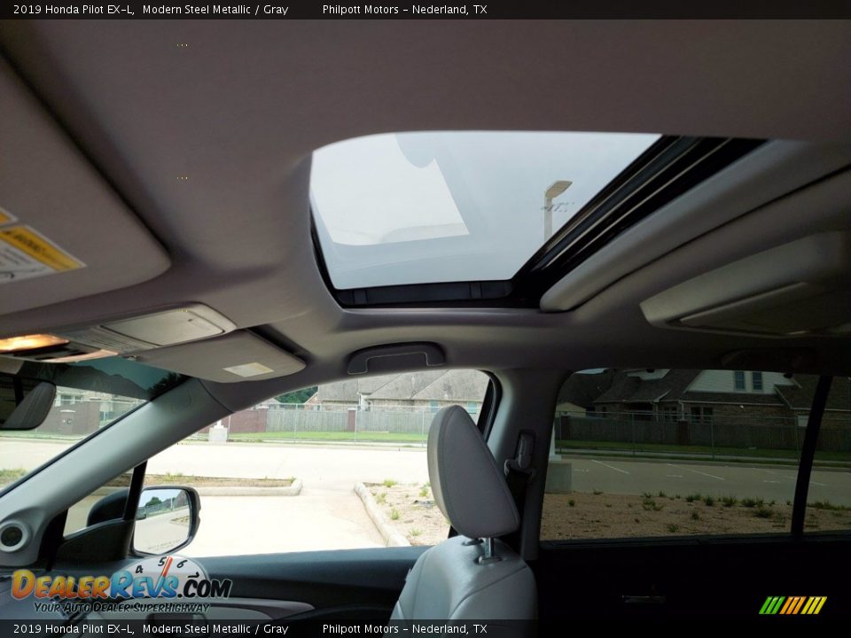 2019 Honda Pilot EX-L Modern Steel Metallic / Gray Photo #22