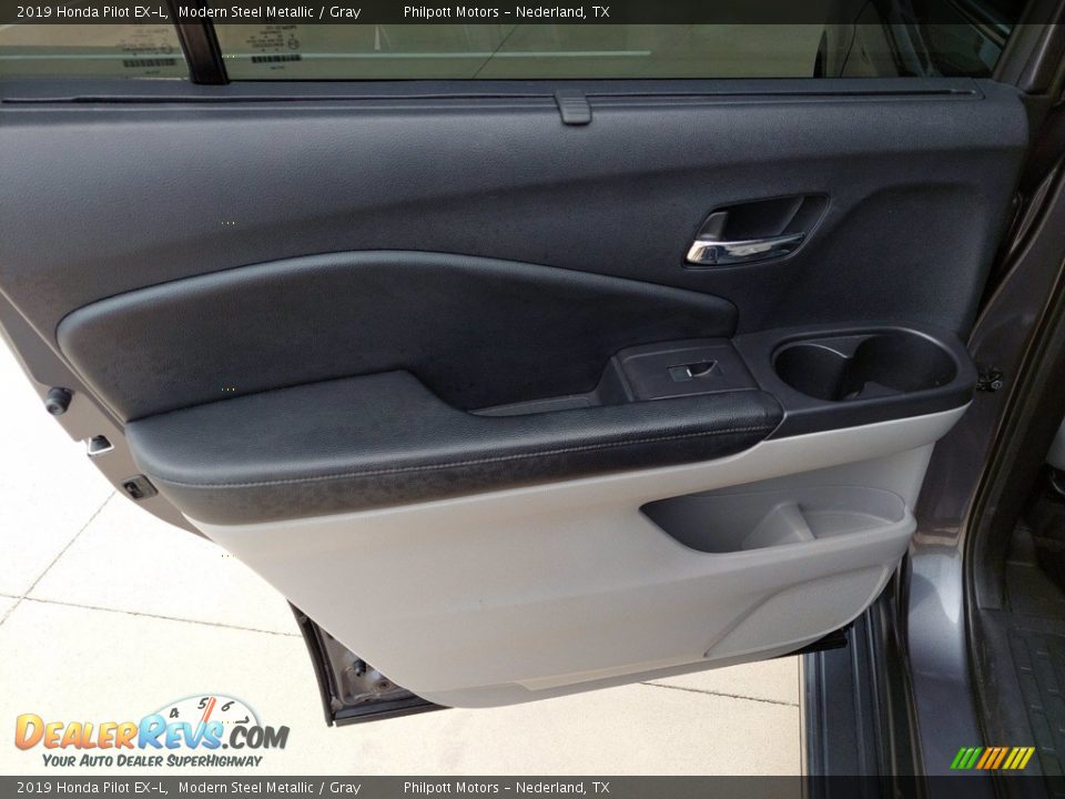 2019 Honda Pilot EX-L Modern Steel Metallic / Gray Photo #25