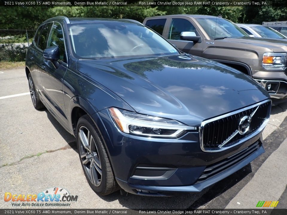 2021 Volvo XC60 T5 AWD Momentum Denim Blue Metallic / Charcoal Photo #2