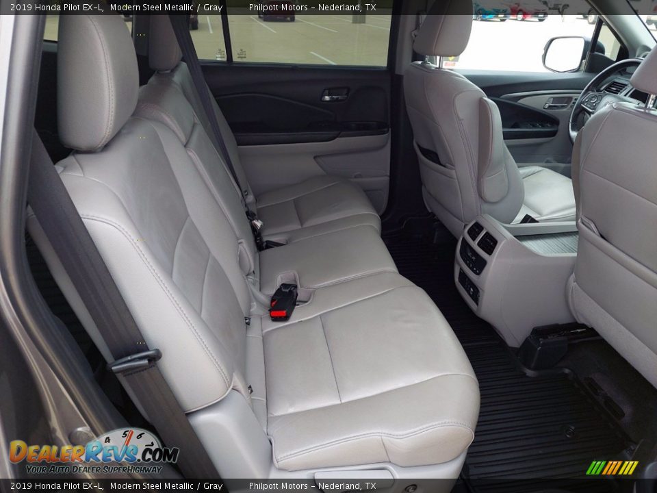 2019 Honda Pilot EX-L Modern Steel Metallic / Gray Photo #30