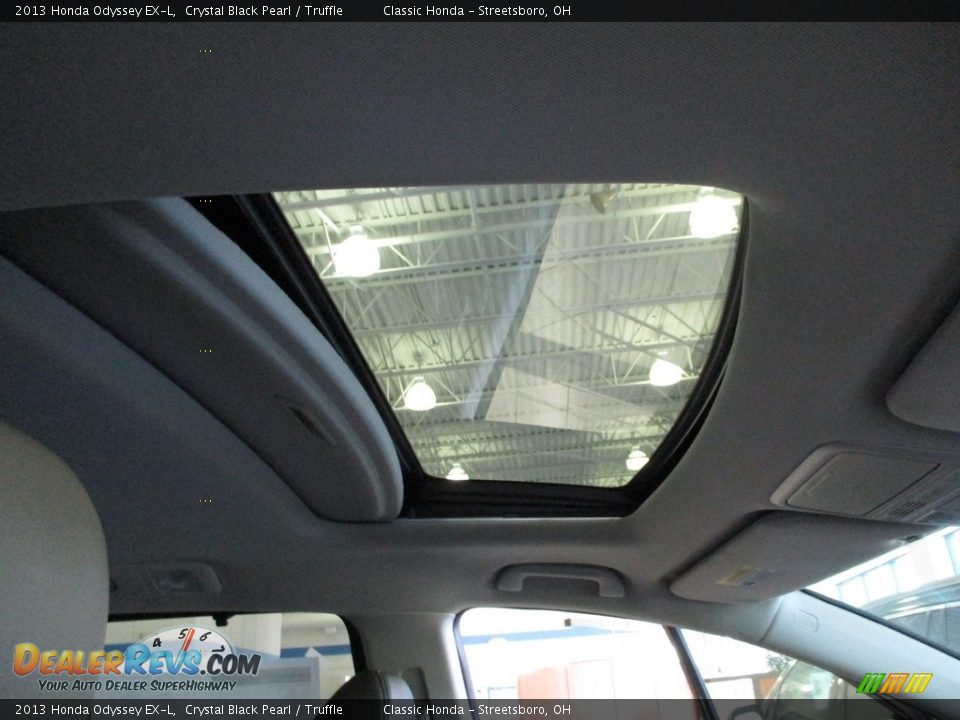 2013 Honda Odyssey EX-L Crystal Black Pearl / Truffle Photo #17