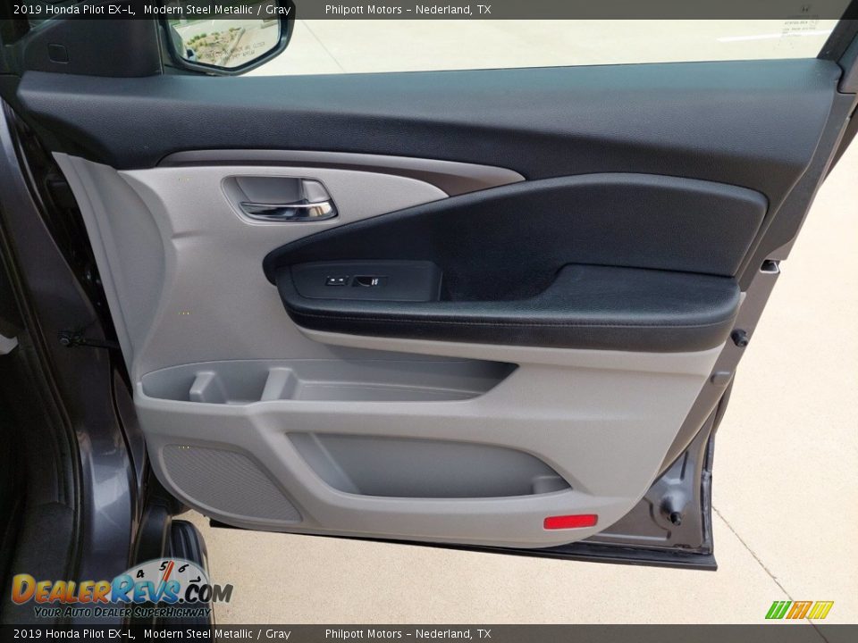2019 Honda Pilot EX-L Modern Steel Metallic / Gray Photo #31