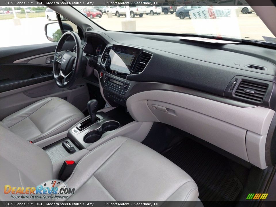 Dashboard of 2019 Honda Pilot EX-L Photo #33