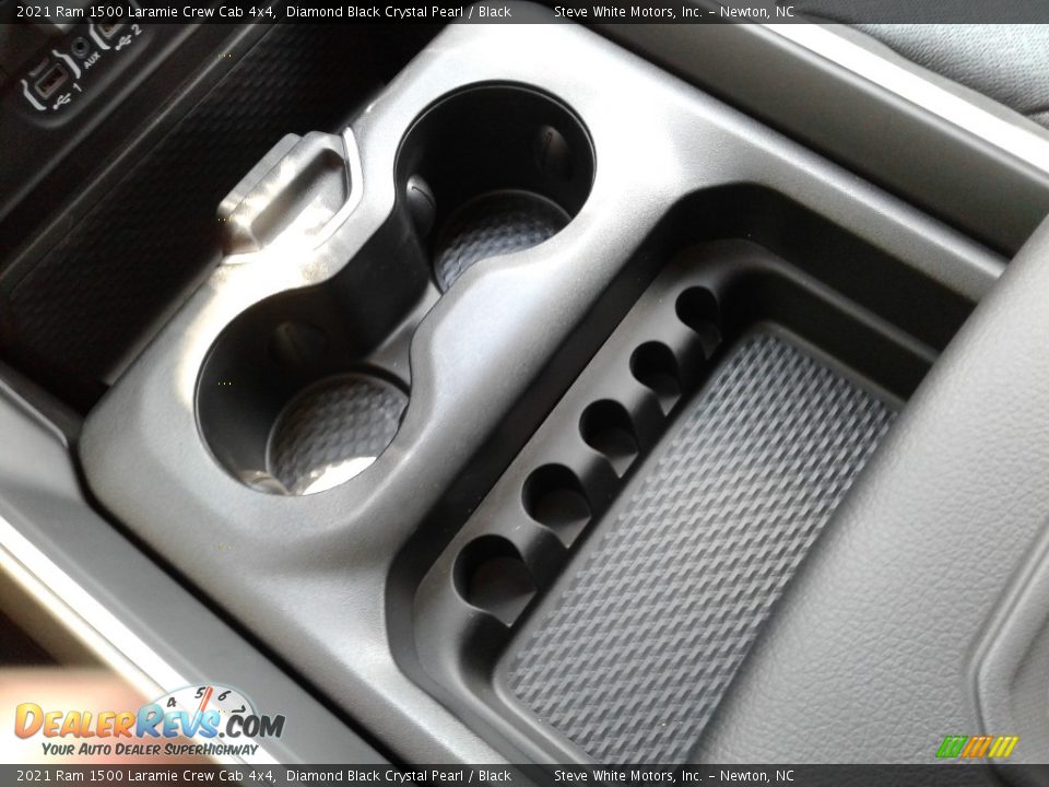 2021 Ram 1500 Laramie Crew Cab 4x4 Diamond Black Crystal Pearl / Black Photo #29