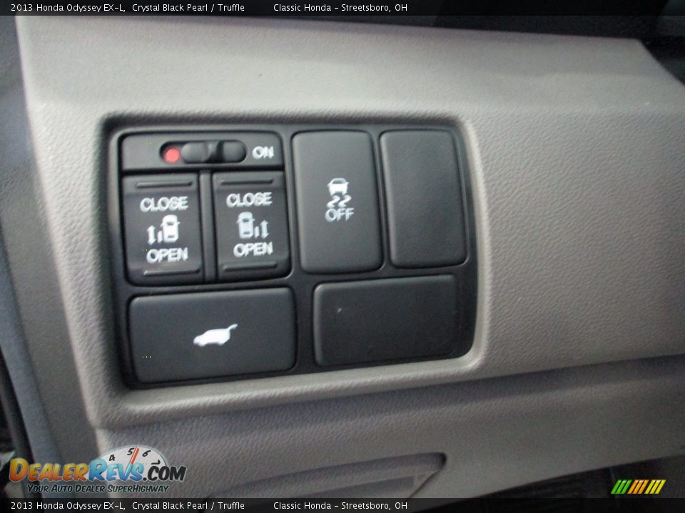 2013 Honda Odyssey EX-L Crystal Black Pearl / Truffle Photo #29