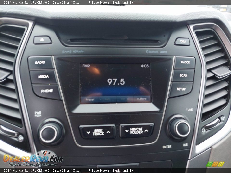 Controls of 2014 Hyundai Santa Fe GLS AWD Photo #19