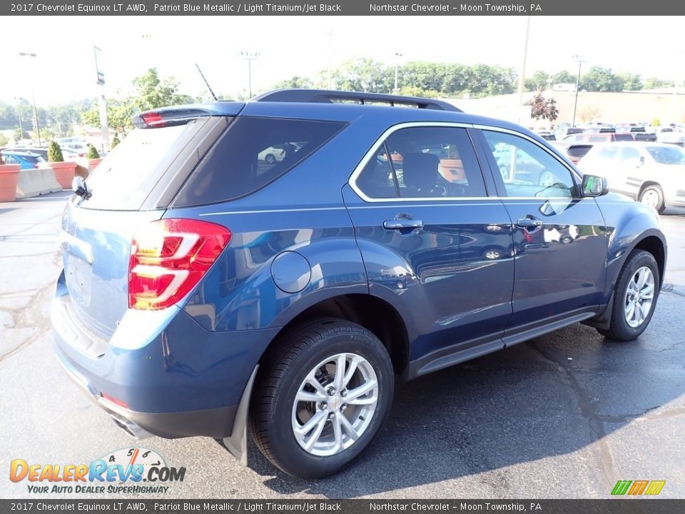 2017 Chevrolet Equinox LT AWD Patriot Blue Metallic / Light Titanium/Jet Black Photo #9