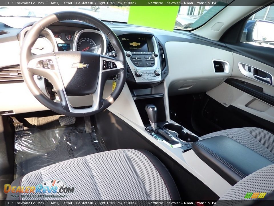 2017 Chevrolet Equinox LT AWD Patriot Blue Metallic / Light Titanium/Jet Black Photo #22
