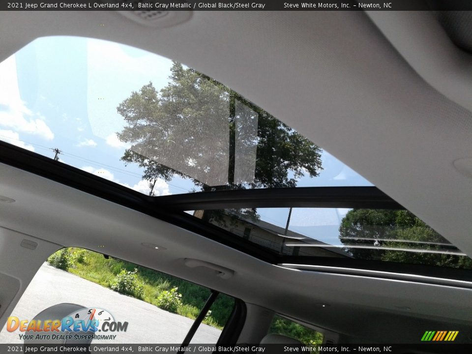 Sunroof of 2021 Jeep Grand Cherokee L Overland 4x4 Photo #31