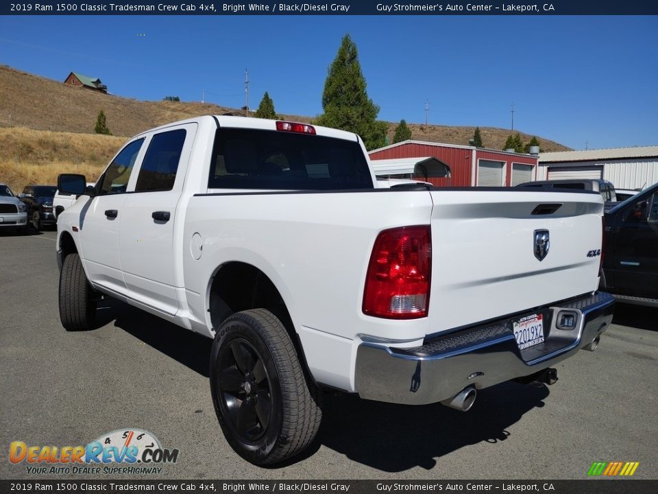 2019 Ram 1500 Classic Tradesman Crew Cab 4x4 Bright White / Black/Diesel Gray Photo #6