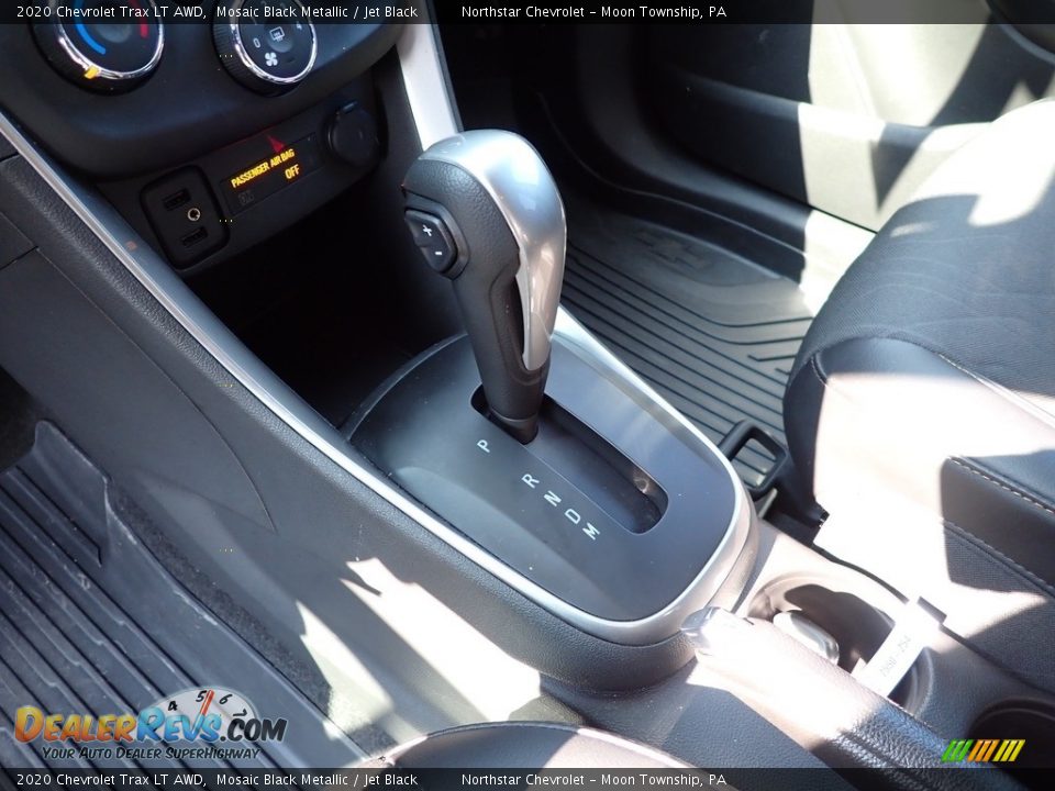 2020 Chevrolet Trax LT AWD Mosaic Black Metallic / Jet Black Photo #16