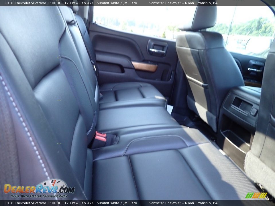 Rear Seat of 2018 Chevrolet Silverado 2500HD LTZ Crew Cab 4x4 Photo #18