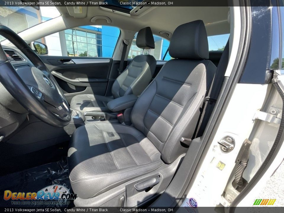 2013 Volkswagen Jetta SE Sedan Candy White / Titan Black Photo #6