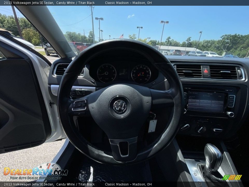 2013 Volkswagen Jetta SE Sedan Candy White / Titan Black Photo #9