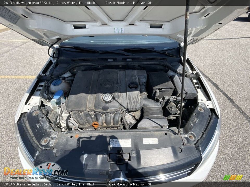 2013 Volkswagen Jetta SE Sedan Candy White / Titan Black Photo #17