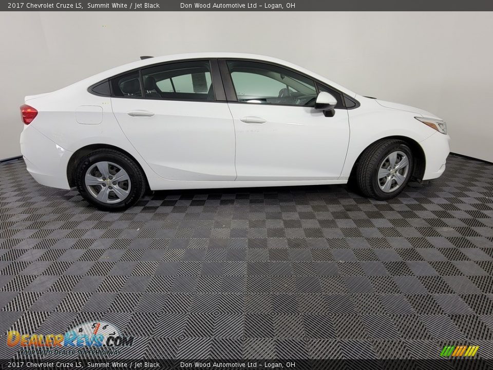 2017 Chevrolet Cruze LS Summit White / Jet Black Photo #10