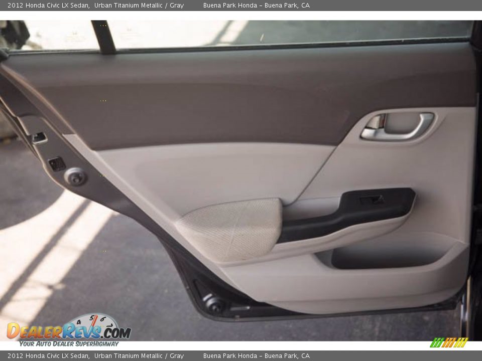 2012 Honda Civic LX Sedan Urban Titanium Metallic / Gray Photo #29
