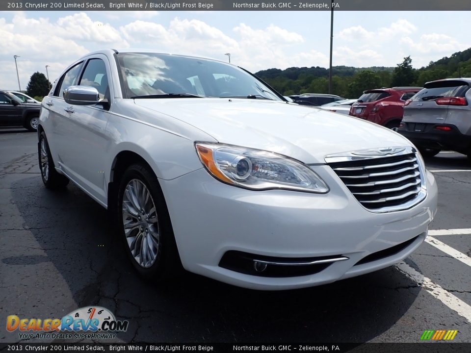 2013 Chrysler 200 Limited Sedan Bright White / Black/Light Frost Beige Photo #4