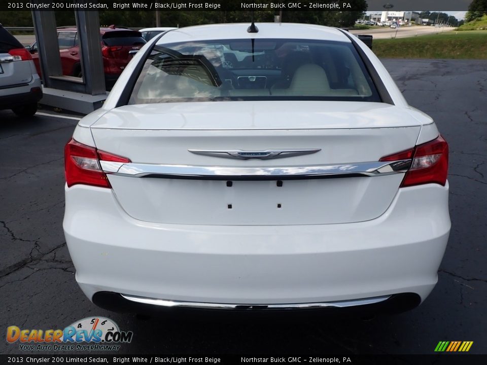 2013 Chrysler 200 Limited Sedan Bright White / Black/Light Frost Beige Photo #10