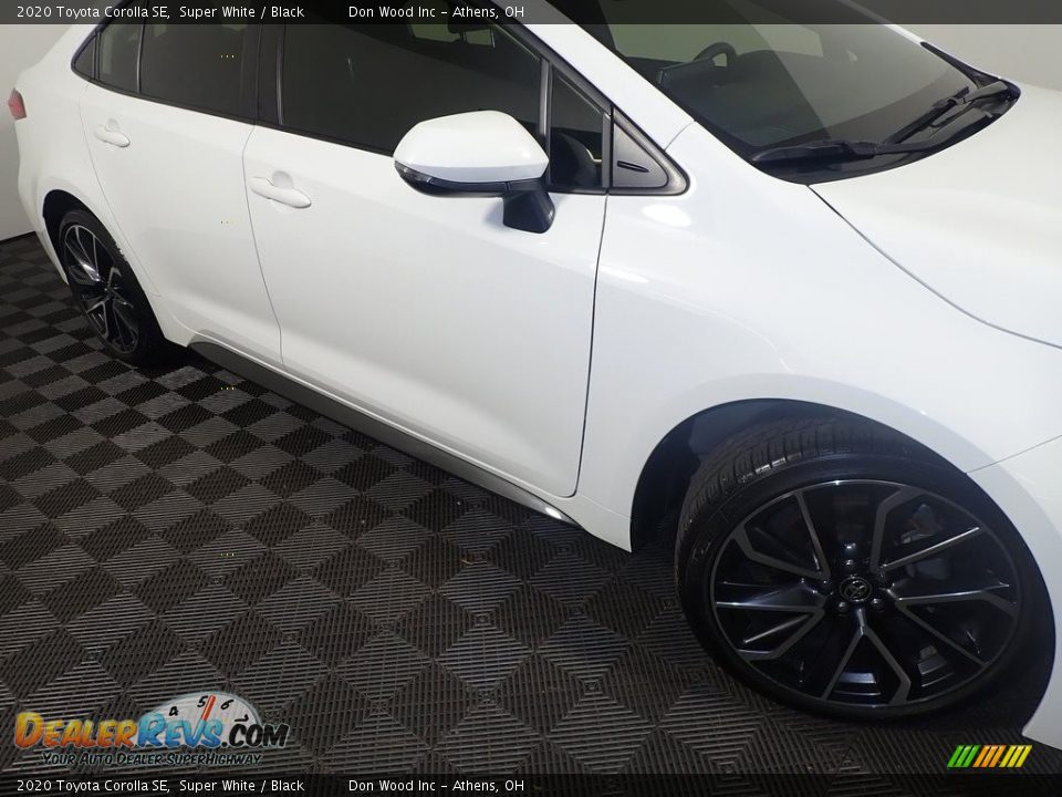 2020 Toyota Corolla SE Super White / Black Photo #5